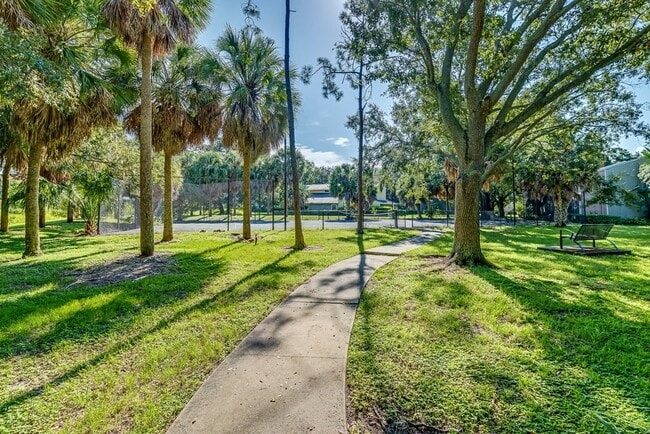 Aventine at Forest Lakes Apartment Homes