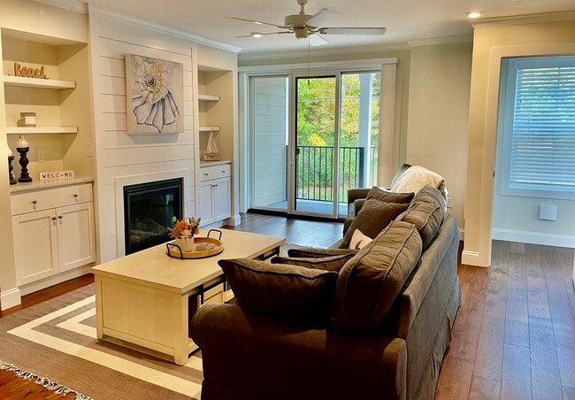 298 York St Unit #10