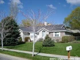 Building Photo - Spacious Sandy Rambler w 2 car attached Rental