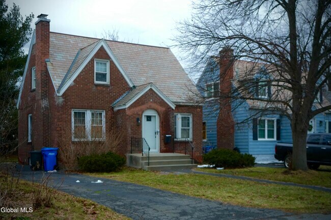 Photo - 21 Fordham Ct