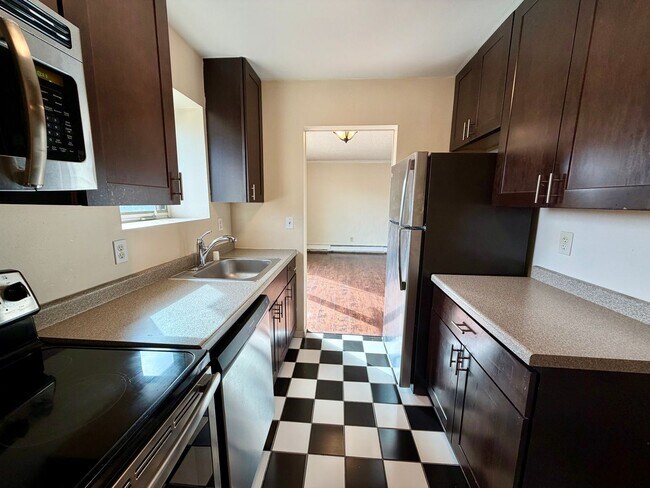 1321 Franklin