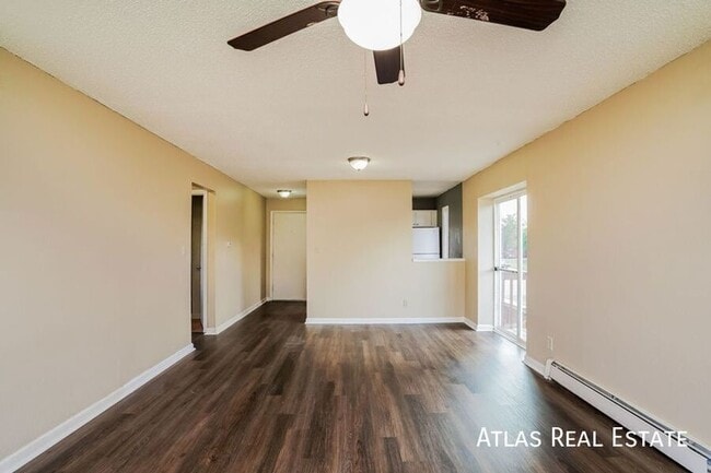 Building Photo - 4245 Loomis Ave Unit 1 Rental