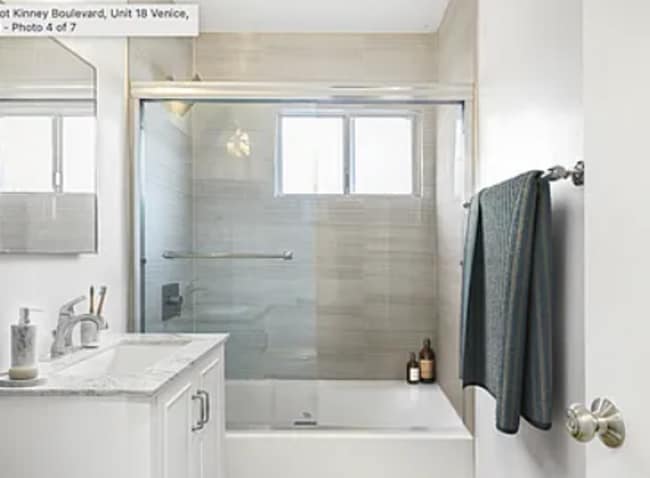 Photo - 2727-2741 Abbot Kinney Blvd Unit 18