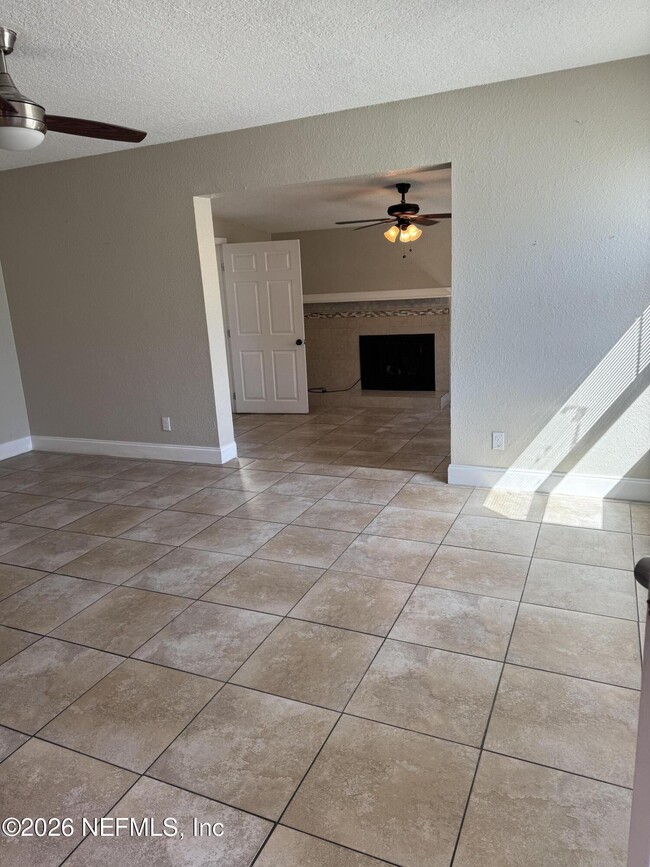 Photo - 3923 Harbor View Dr