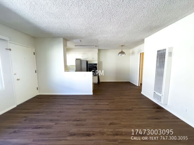 Photo - 1343 E Harvard St Unidad J