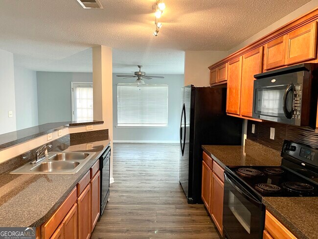 Photo - 101 Prattling Ct