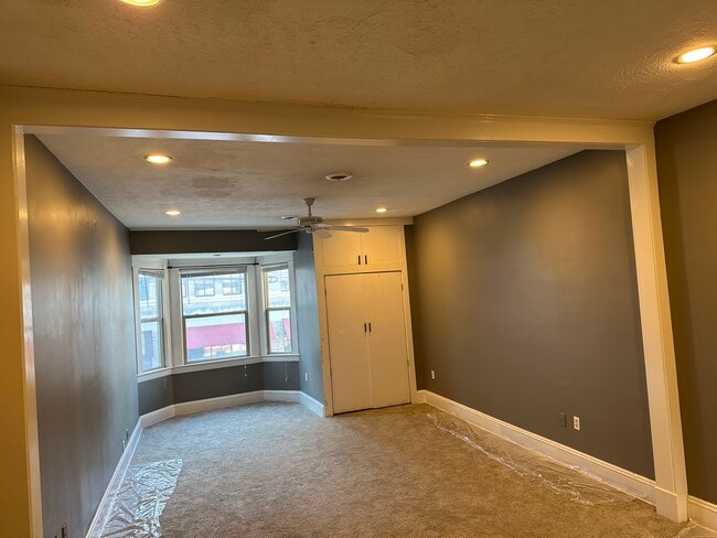 Photo - 14720 Detroit Ave Unidad 2