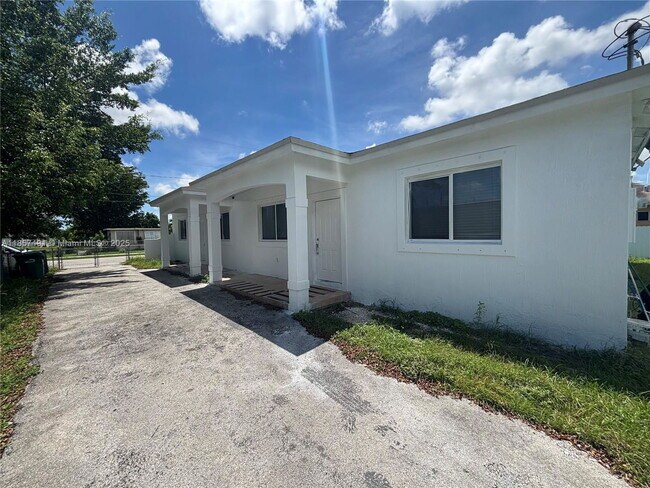 Photo - 26514 SW 138th Ave Unidad 26514