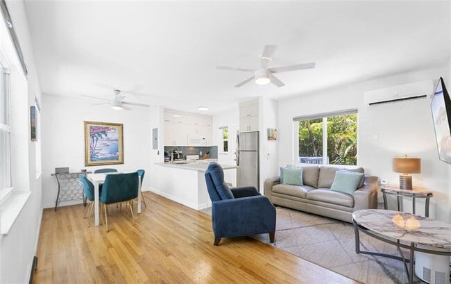 Building Photo - 3015 Seville St Unit 6 Rental