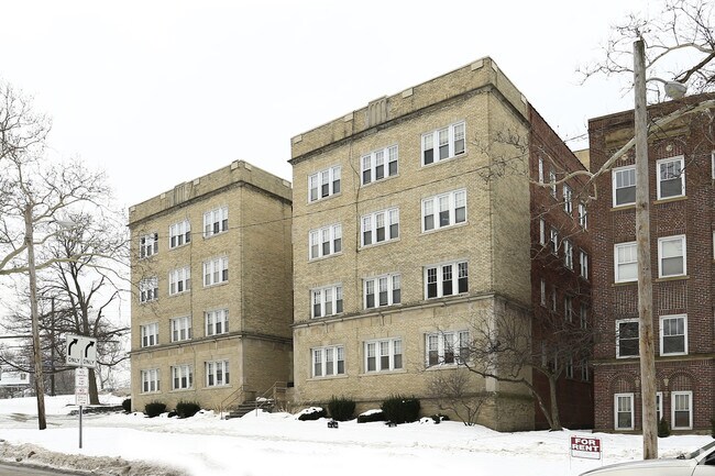 Photo - Edgeway Apartments