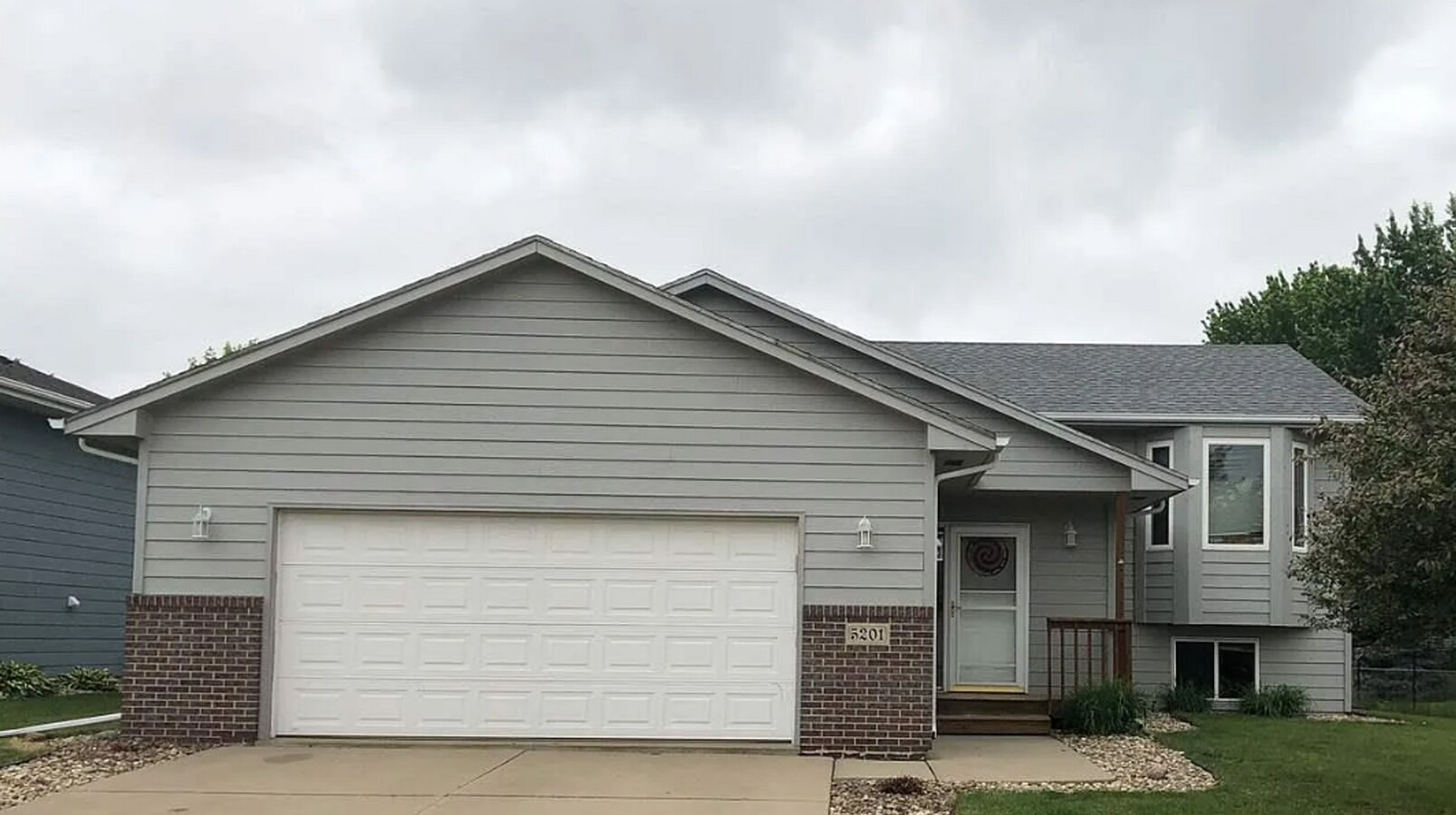 5201 S Sarmar Ave House House Rental in Sioux Falls, SD