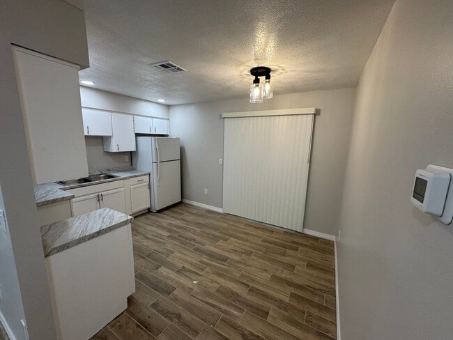 21514 Campbell Dr Unit 21512