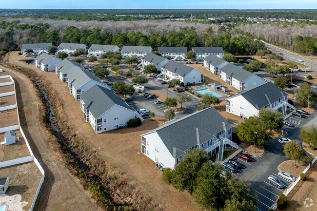 Aerial wide view. - Carolina Willows