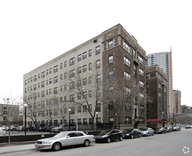 Building Photo - The Buckingham Apartments