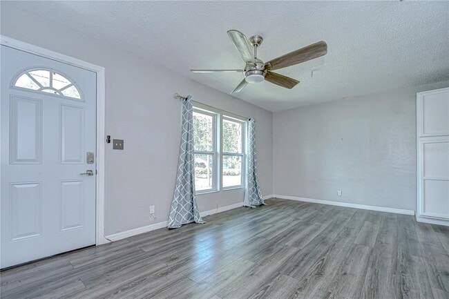 Photo - 5325 8th Ave S