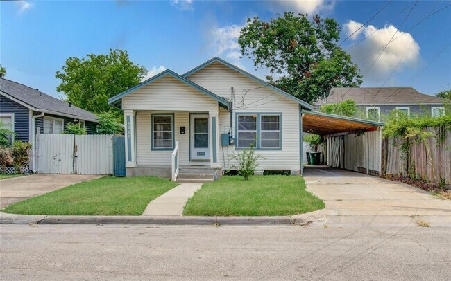 Photo - 5319 Bell St