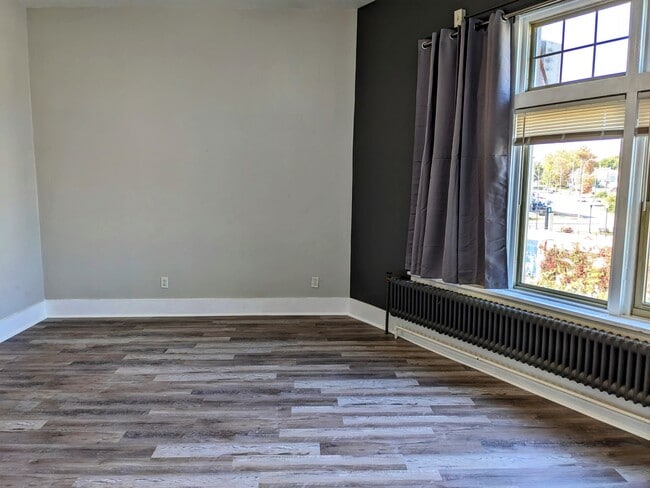 Photo - 1 Main St Unidad 3-4