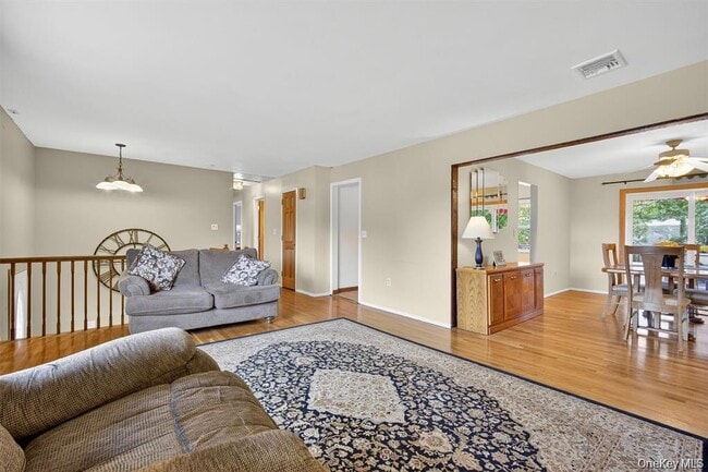 Photo - 27 Jefferson St