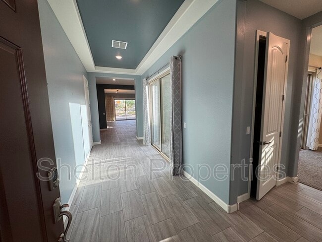 Photo - 20614 W Hillcrest Blvd