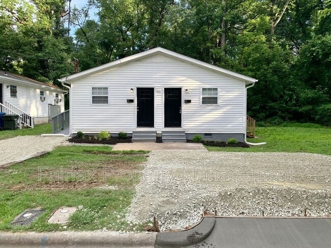 Building Photo - 1120 Elmo St Unit B