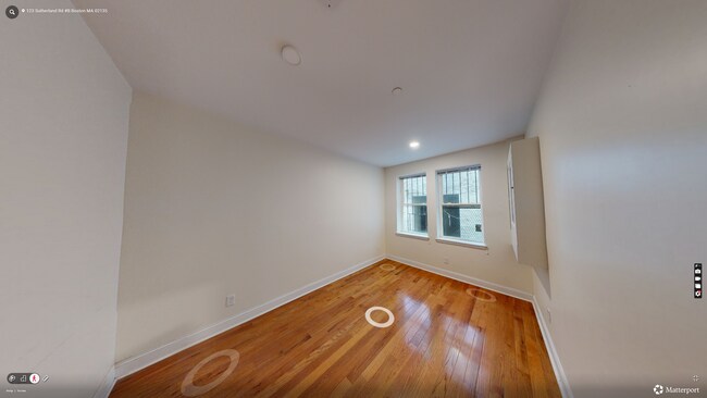 Photo - 21 Sutherland Rd Unit B