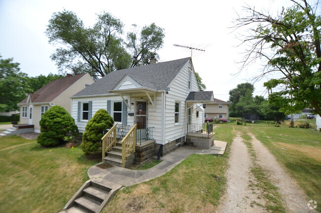 Building Photo - 1314 Kinsey Ave Rental