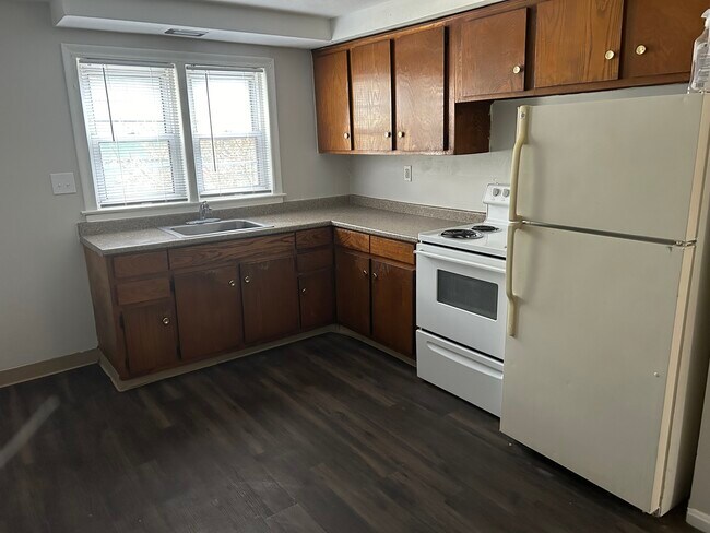 Photo - 24 Deerfield Ct