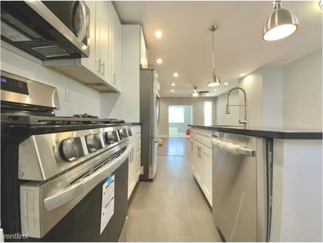 Photo - 1447 S 32nd St