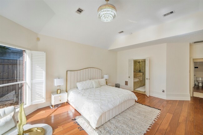 Photo - 14311 Islandwoods Dr