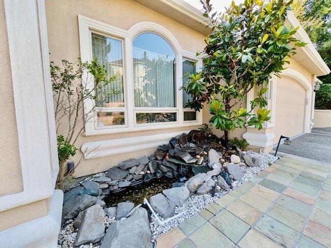 Photo - 3014 NW Chapin Dr