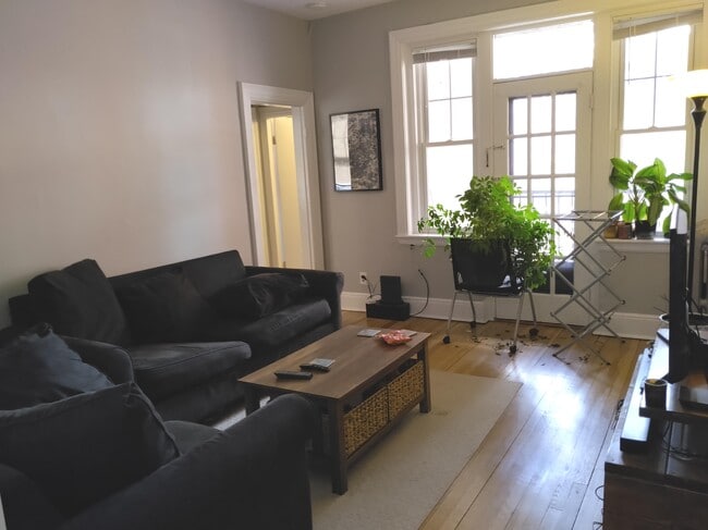 Photo - 25 Mt Hood Rd Unit 3rd fl