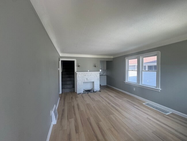 Photo - Newly Renovated 3 Bedroom Home