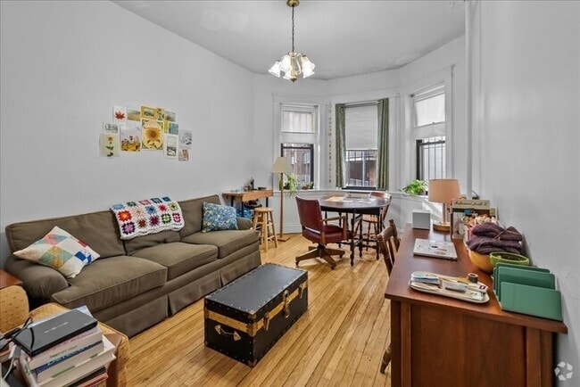 Building Photo - 69 Quint Ave Unit 5 Rental