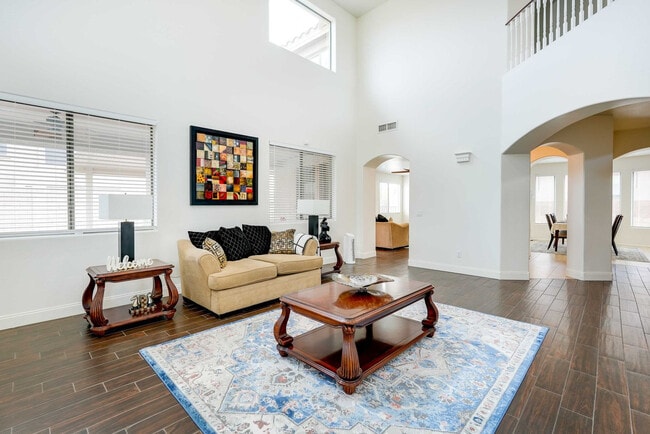 Building Photo - 17547 W Eugene Terrace Unit SI ID1545816P