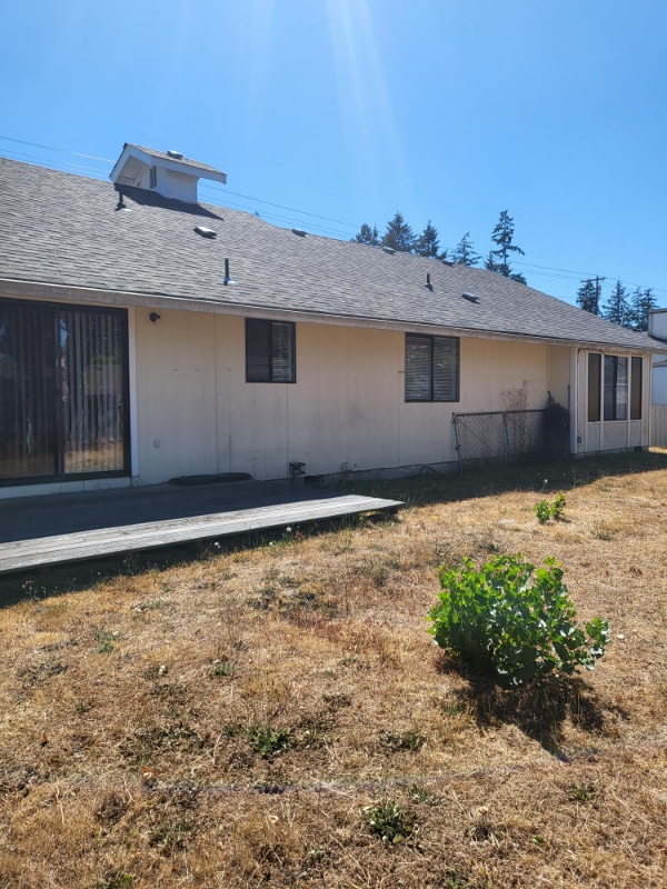 Photo - 237 176th St E