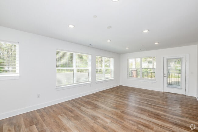 Style 11 - 2BR, 2BA - 1,172SF - Living Room