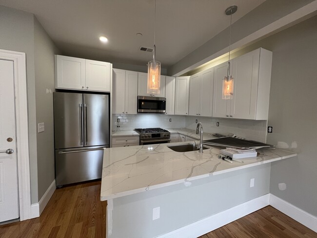 Photo - 77 Pearl St Apartments Unit 71-2