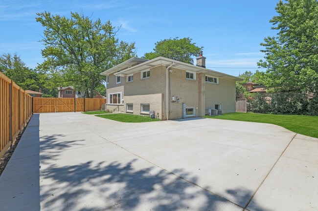 Photo - 1247 Sherwood Rd