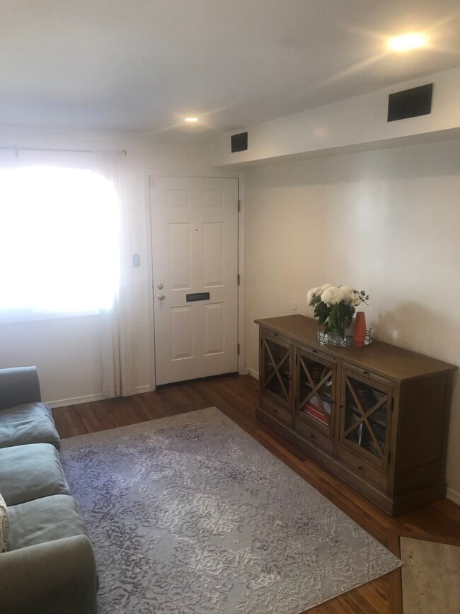 Front entryway