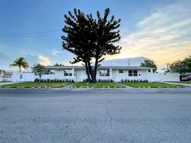 Building Photo - 514 NE 4th Ave Unit 514