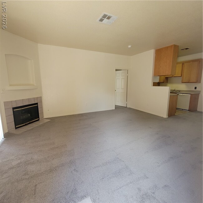 Photo - 4730 E Craig Rd Unit 1110