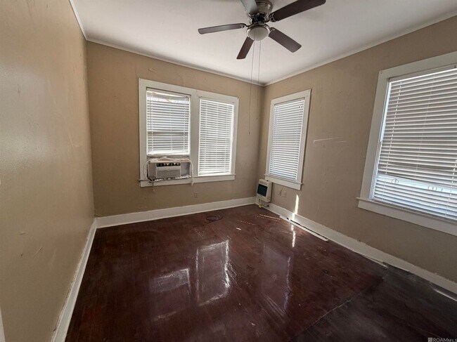 Photo - 1356 Main St Unit 1