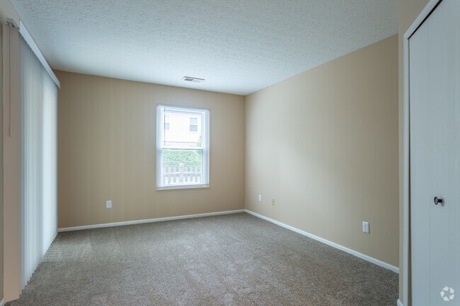 2BD 1BA 925 sq. ft.