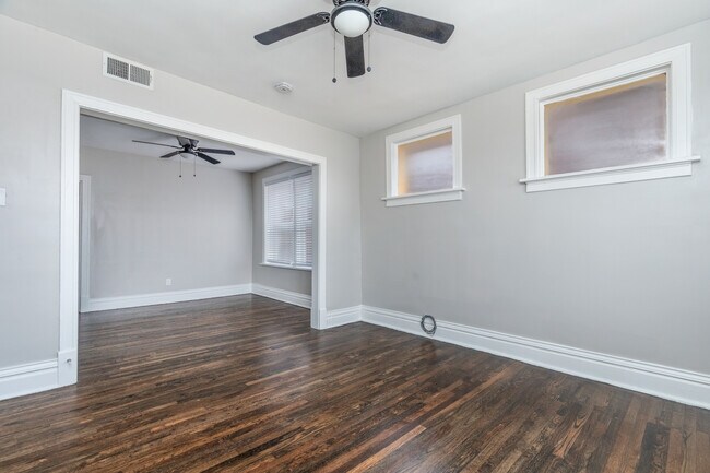 Photo - 2335 Ann Ave Unit #1E