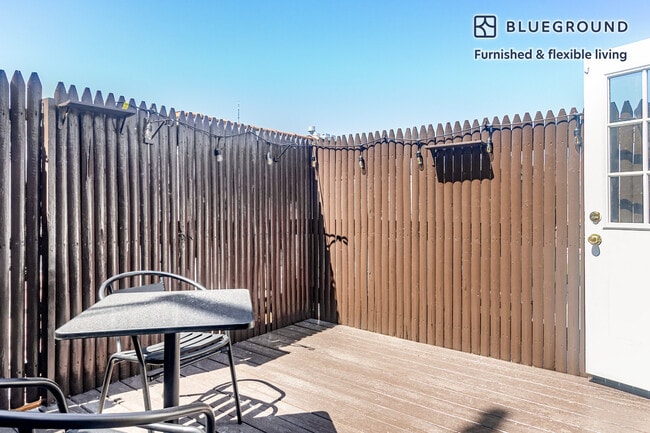 Photo - 20 Prince St Unit FL6-ID1946