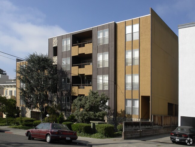 Photo - Euclid Plaza Apartments