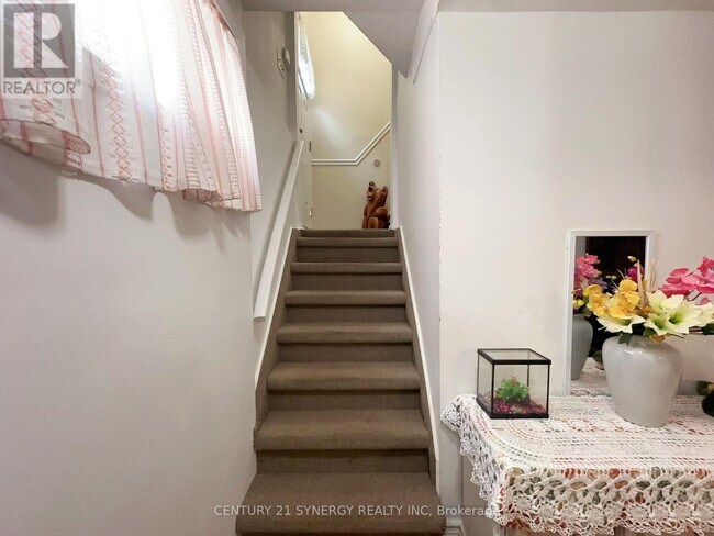 Photo - 1236 Clyde Ave.