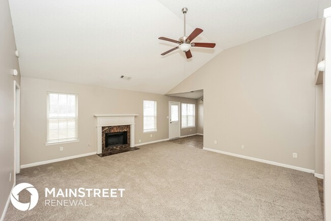 Photo - 425 Buffington Dr