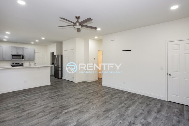 Photo - 119 Walnut St