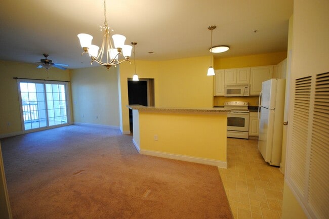 Photo - 200 Gateway Condos Dr Unit 233